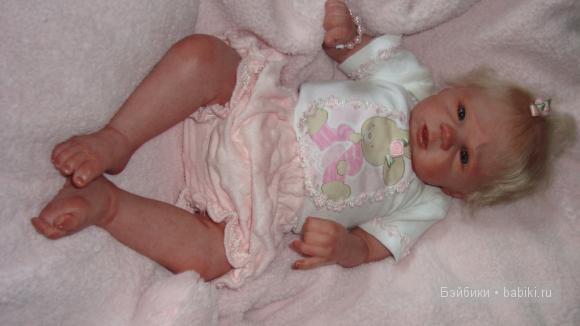 Это малышка Элли. Мой первый и пока единственный реборн