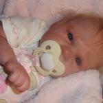 Это малышка Элли. Мой первый и пока единственный реборн