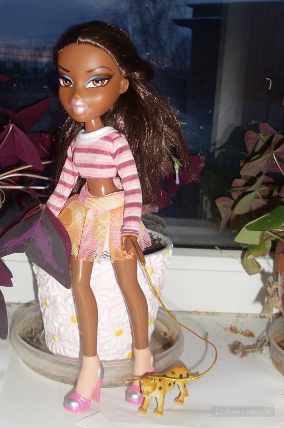 гуляем в зимнем саду с леопардом Пинки