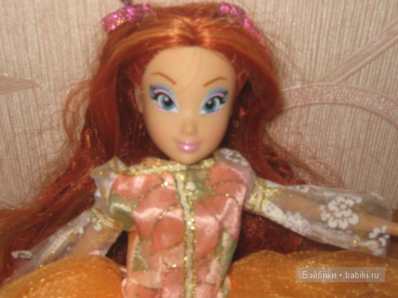 Ещё один подарок - кукла Winх Блум (фото 2)