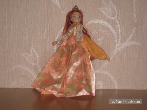 Ещё один подарок - кукла Winх Блум!