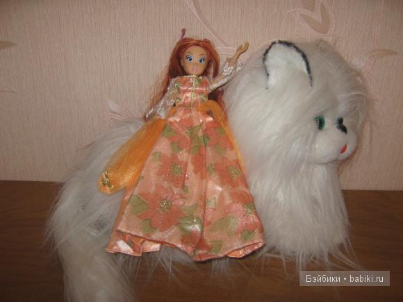 Ещё один подарок - кукла Winх Блум (фото 6)