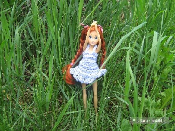 Мои первые вязалочки на кукол