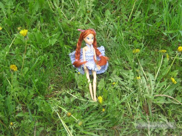 Мои первые вязалочки на кукол