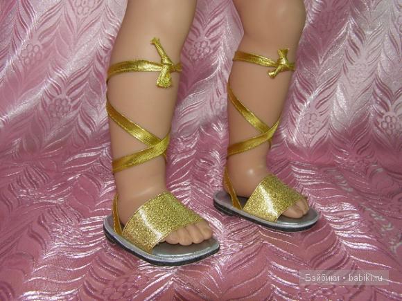 Много обуви не бывакт — Одежда и обувь для кукол своими руками: фото (фото 5)