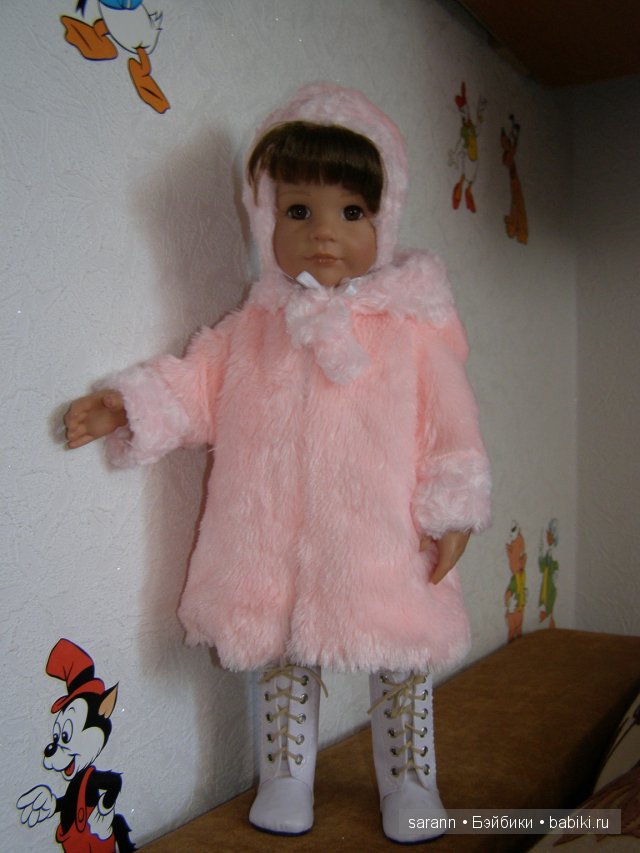 Как мы собирались на прогулку... Кукольная розовая шубка (фото 6)