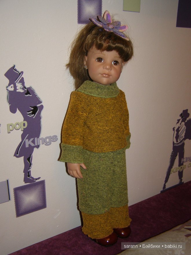 Зеленый комплект для куколки Иришки