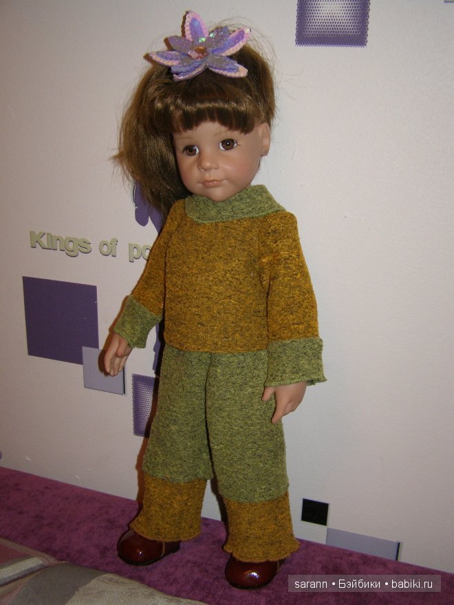 Зеленый комплект для куколки Иришки