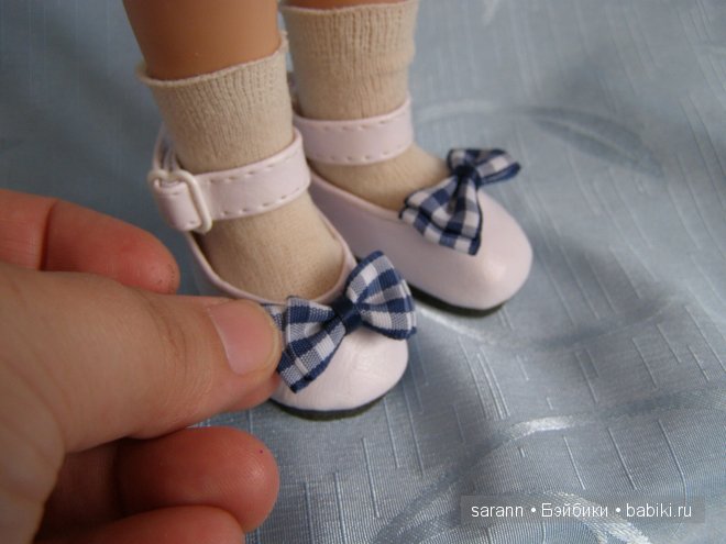 Требуется помощь с выбором украшений для обуви