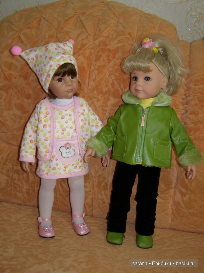 Две сестрички: Ангелина и Иришка любят модничать