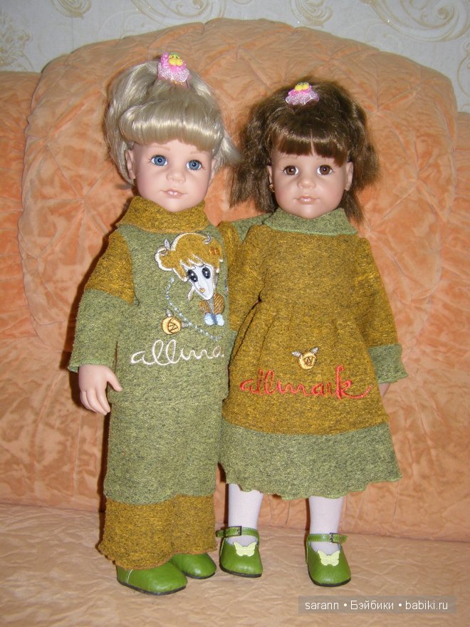 Две сестрички: Ангелина и Иришка любят модничать