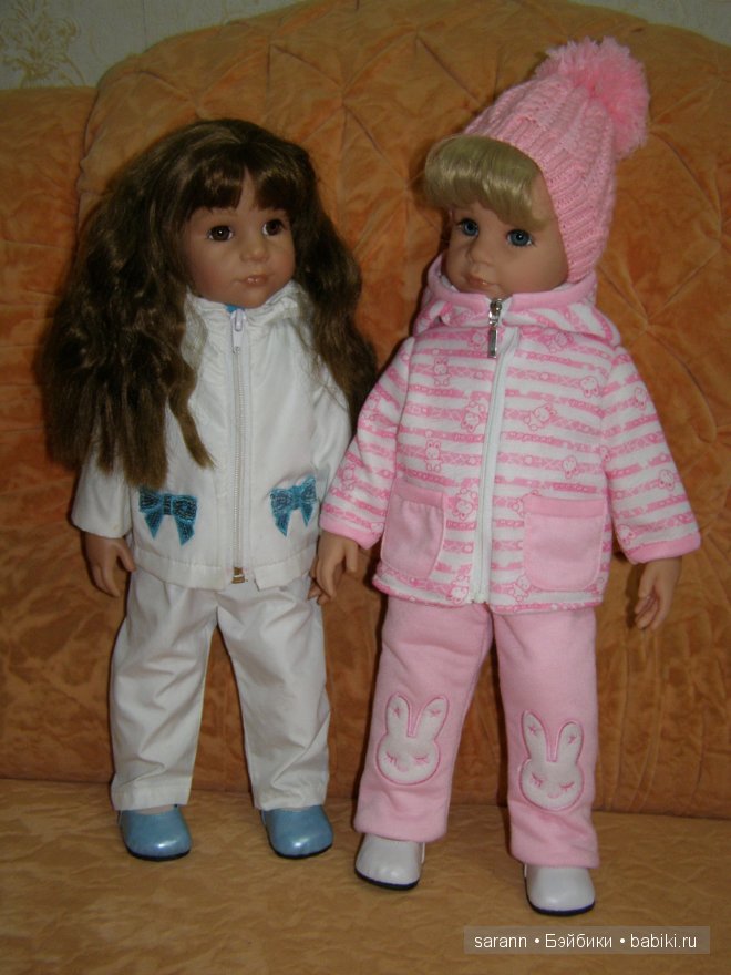 Две сестрички: Ангелина и Иришка любят модничать