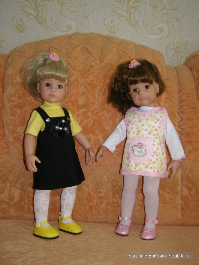 Две сестрички: Ангелина и Иришка любят модничать