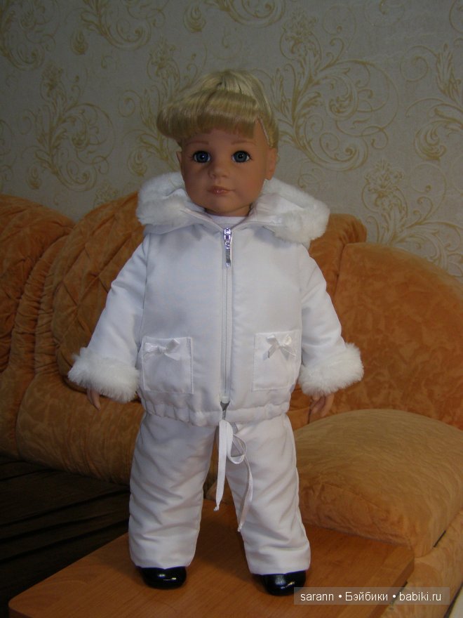 Белоснежное чудо! Зимний комбинезон для Готц (фото 10)