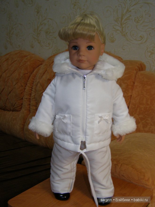 Белоснежное чудо! Зимний комбинезон для Готц (фото 9)