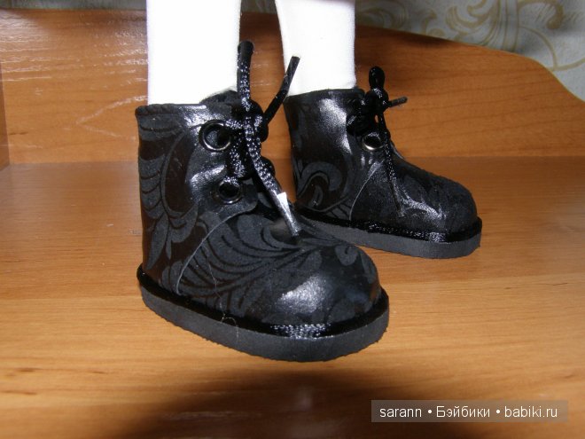 Обувь для Иззи №2 — Одежда и обувь для кукол своими руками: фото (фото 6)