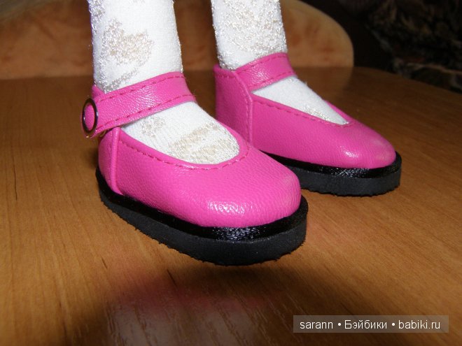 Обувочка для кукол Кайе Вигс, формат МСД