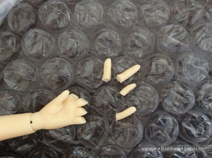 Пришла посылка, сломаны пальцы на руке куклы. Лейси, Kaye Wiggs (фото 2)