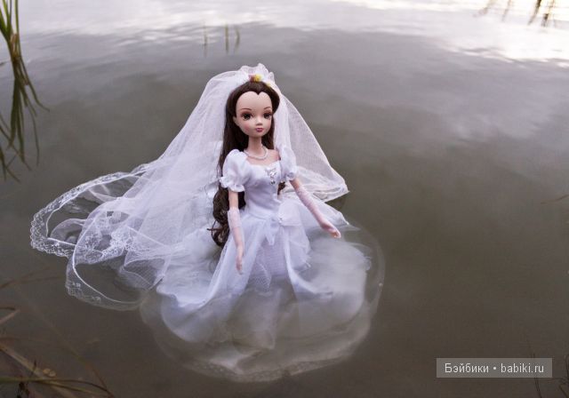 Красавица невеста. Кукла Sonya