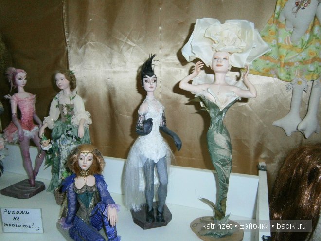 Выставка авторских кукол в Лазаревском на побережье Черного моря в Сочи 2013