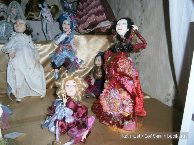 Выставка авторских кукол в Лазаревском на побережье Черного моря в Сочи 2013