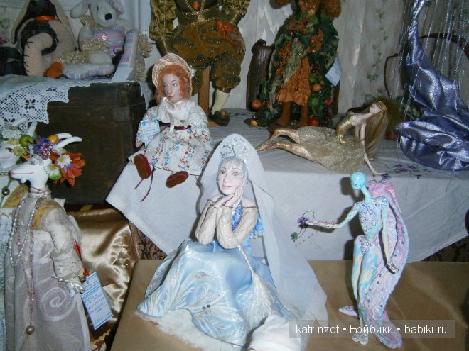 Выставка авторских кукол в Лазаревском на побережье Черного моря в Сочи 2013