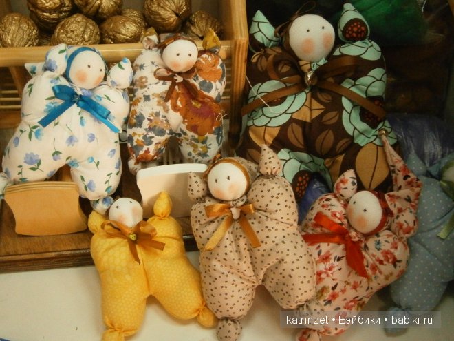 Выставка авторских кукол в Лазаревском на побережье Черного моря в Сочи 2013