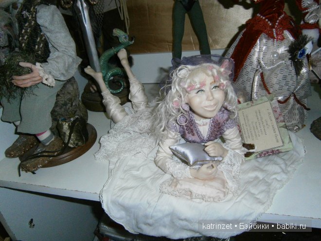 Выставка авторских кукол в Лазаревском на побережье Черного моря в Сочи 2013