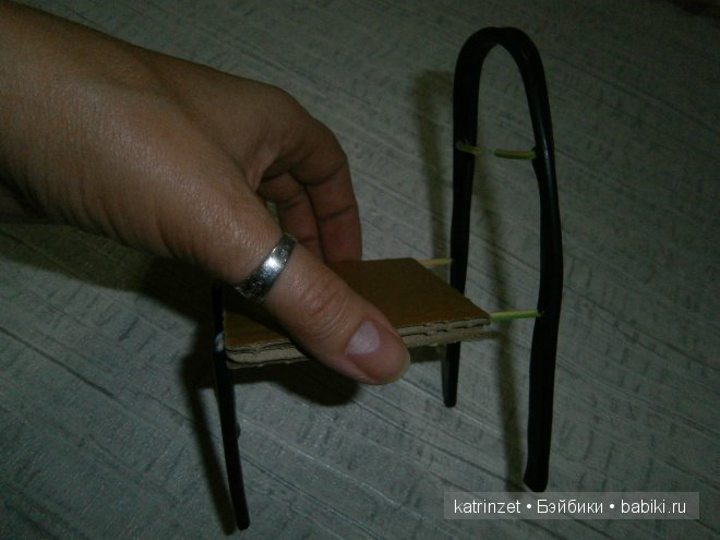 Стульчик для куклы Тосички. Мастер класс