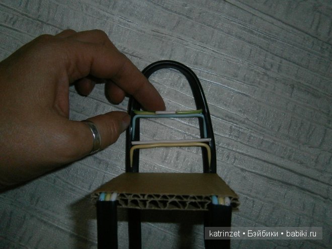 Стульчик для куклы Тосички. Мастер класс