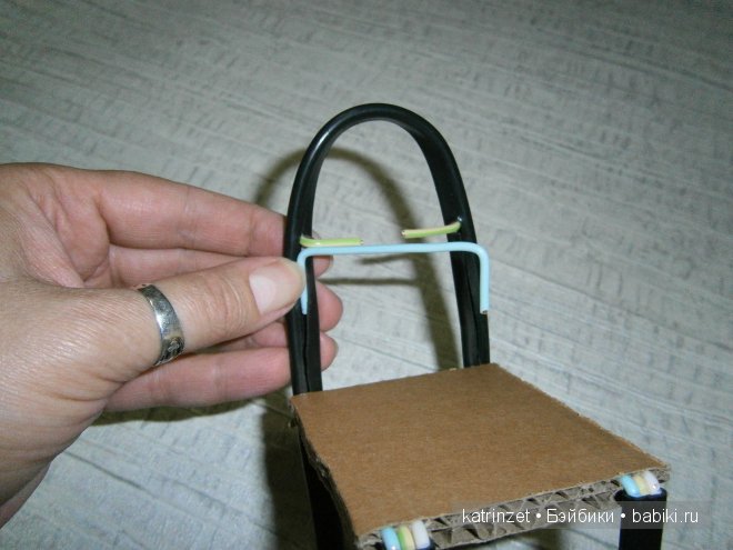 Стульчик для куклы Тосички. Мастер класс