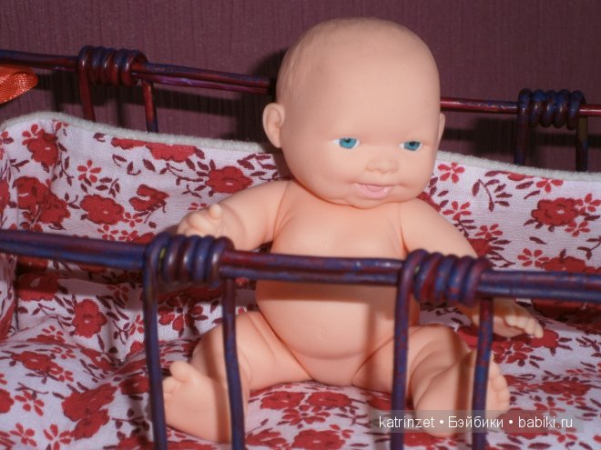 Кроватка для куклы своими руками. Мастер класс