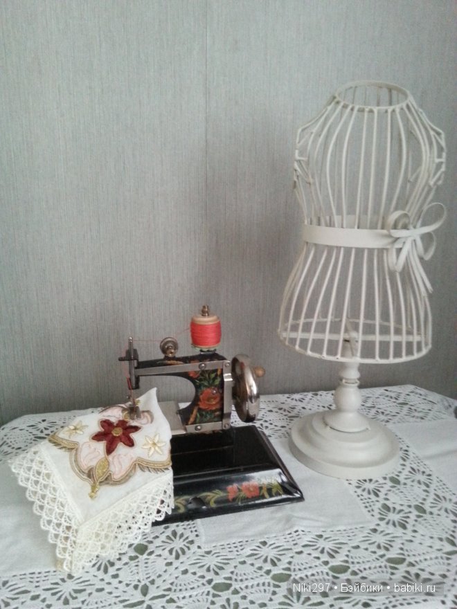 Аксессуары для антикварных кукол, чудесные швейные машинки (фото 5)