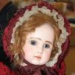 Антикварные куклы и репродукции на выставке кукол в немецком Neustadt 2011