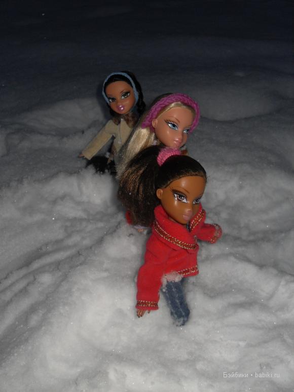 Зимний день — Куклы Bratz (Братц) и Moxie Girlz: MGA