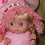 Чем занимается ваша кукла?