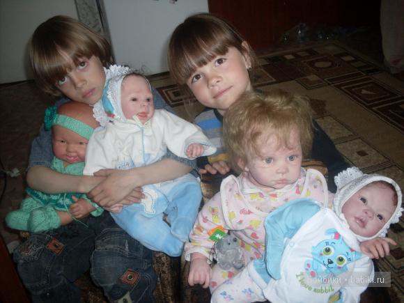 Примеряем обновки. Кукольная коллекция