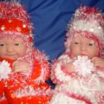 Маша и Даша и новые вязалочки для кукол беренджер