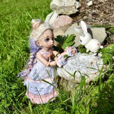 Прогулка с белым кроликом. Littelfree