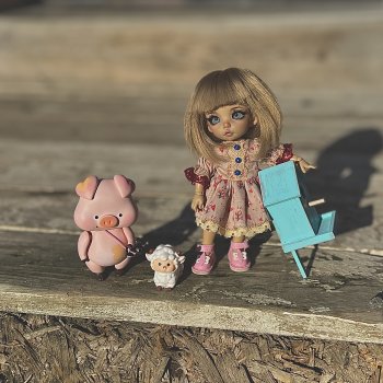 Манюня и новое платье. Или Пиги спешит на помощь