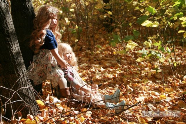 Tilda и Milla от Annette Himstedt. Прогулка в лесу