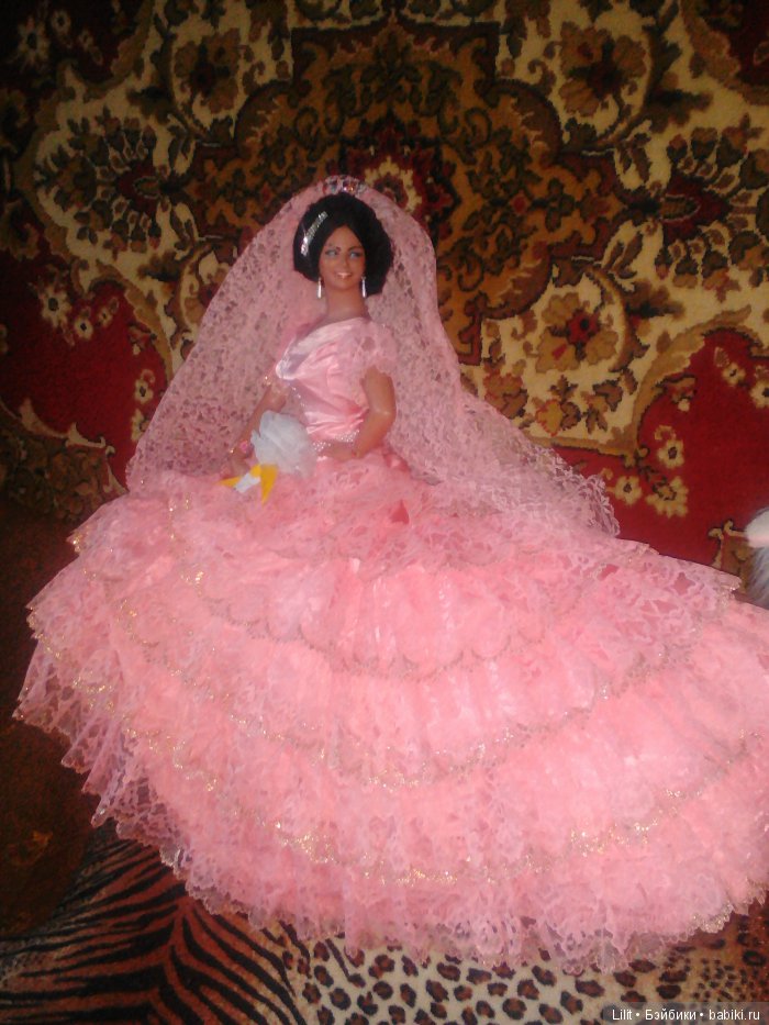 Роскошная испанка — Редкие антикварные куклы и реплики: воск (фото 3)