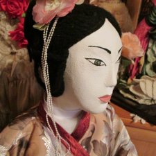 Интерьерная гейша