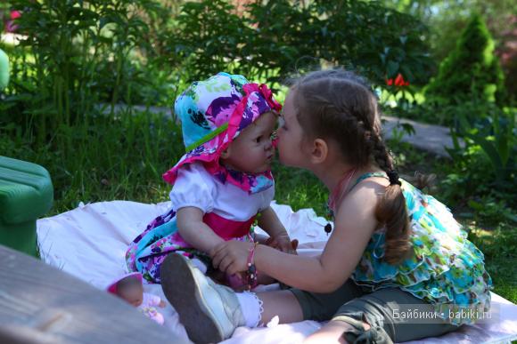 Алиса с Моней