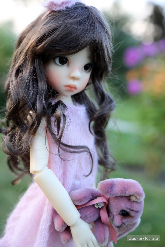 Прогулка в саду. Куколки от Kaye Wiggs