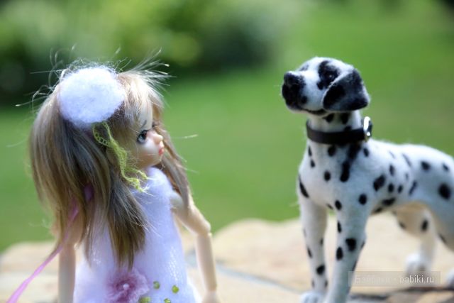 Прогулка в саду. Куколки от Kaye Wiggs