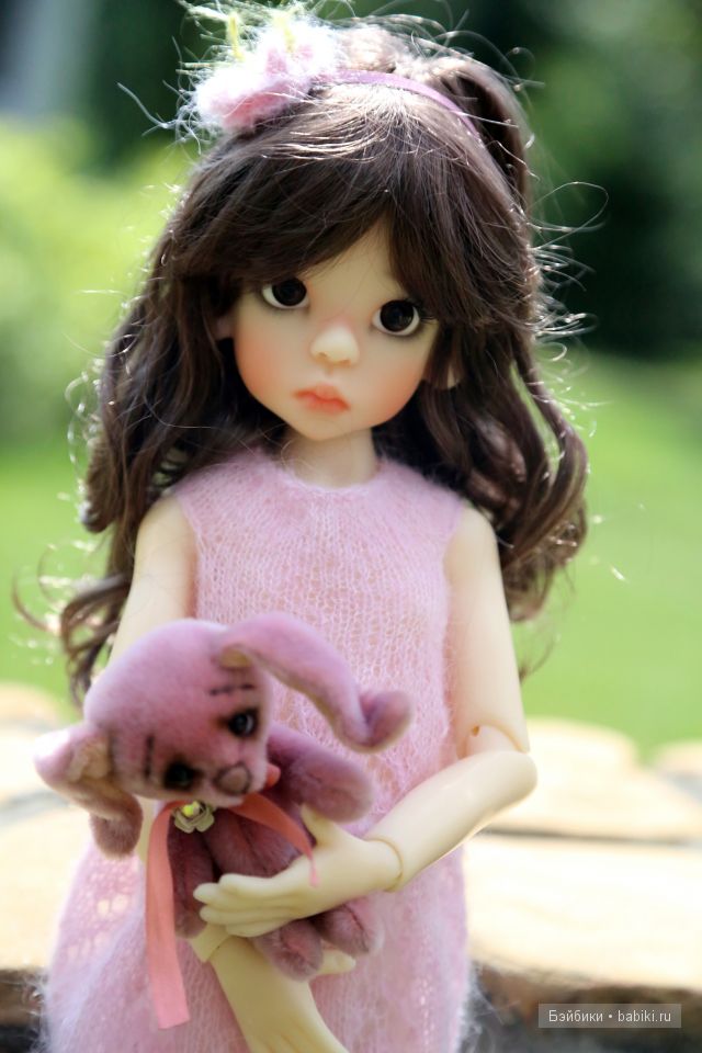 Прогулка в саду. Куколки от Kaye Wiggs