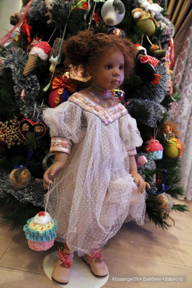 Flora от Susan Krey