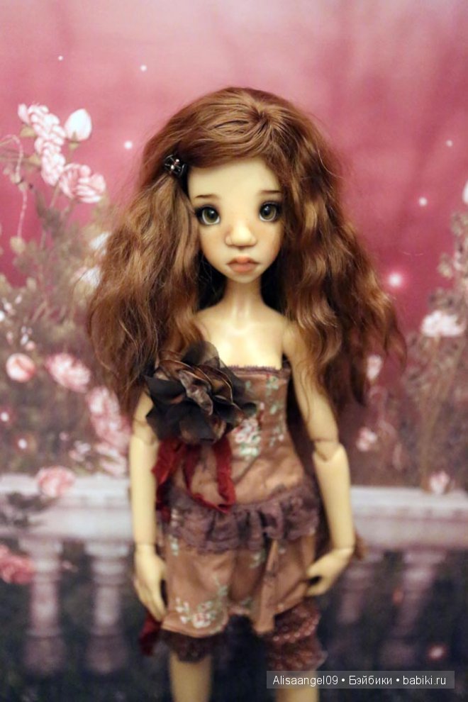 Новый образ бжд от Кайе Вигс