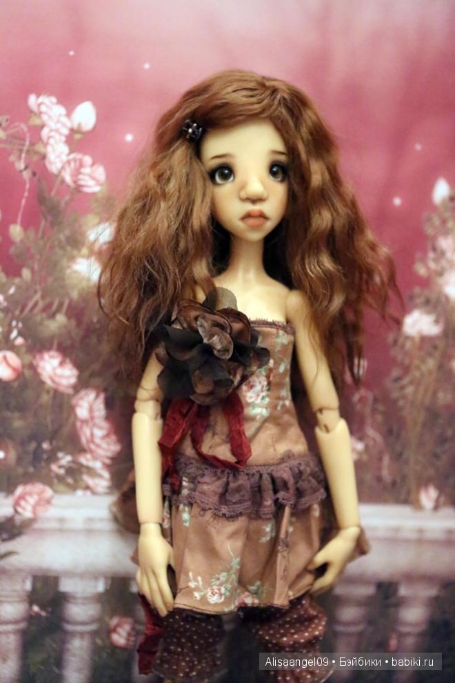 Новый образ бжд от Кайе Вигс